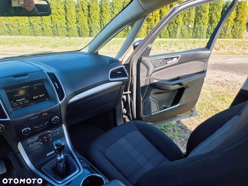 Ford Galaxy 2.0 TDCi Titanium - 16