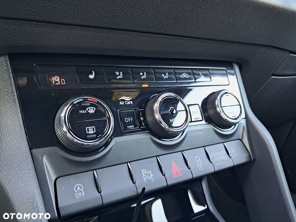 Skoda Karoq 1.5 TSI ACT Sportline DSG - 29