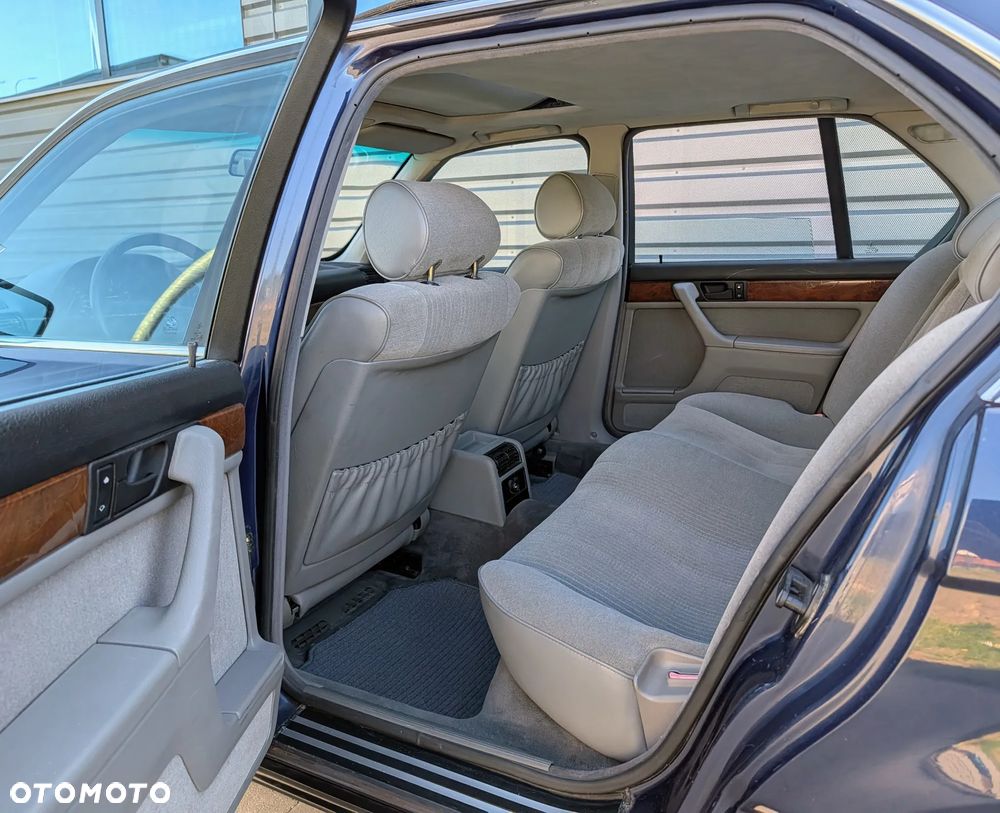 BMW Seria 7 - 8