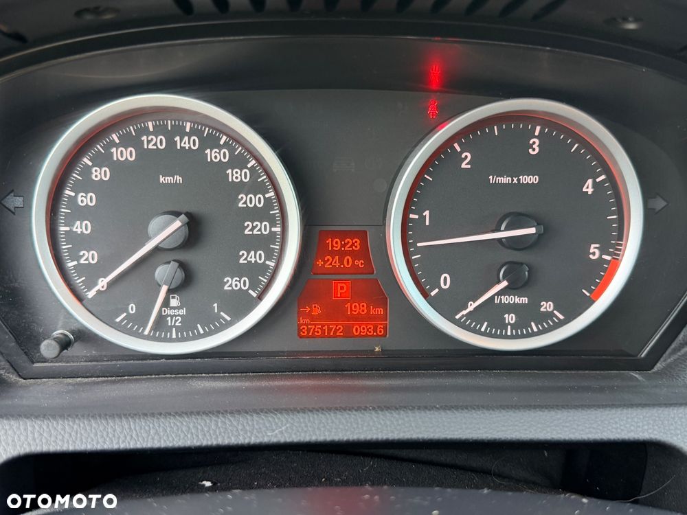BMW Seria 6 - 38