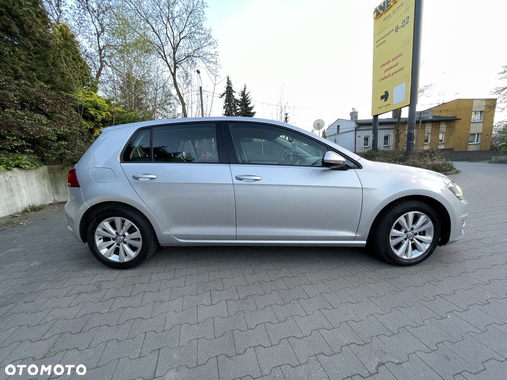 Volkswagen Golf 1.2 TSI BMT Comfortline - 10
