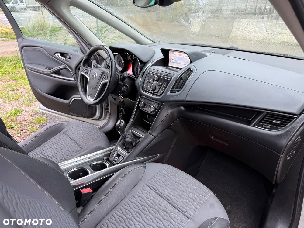 Opel Zafira 1.6 CDTI Cosmo - 27