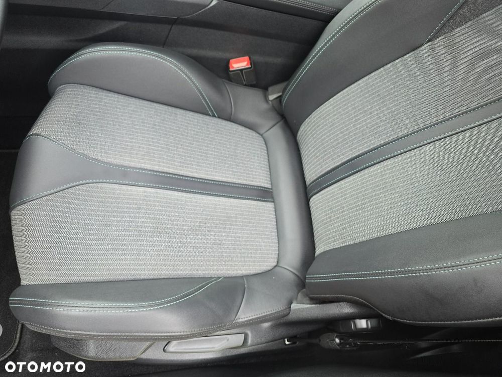 Peugeot 3008 PureTech 130 Stop & Start GPF EAT8 Allure Pack - 13