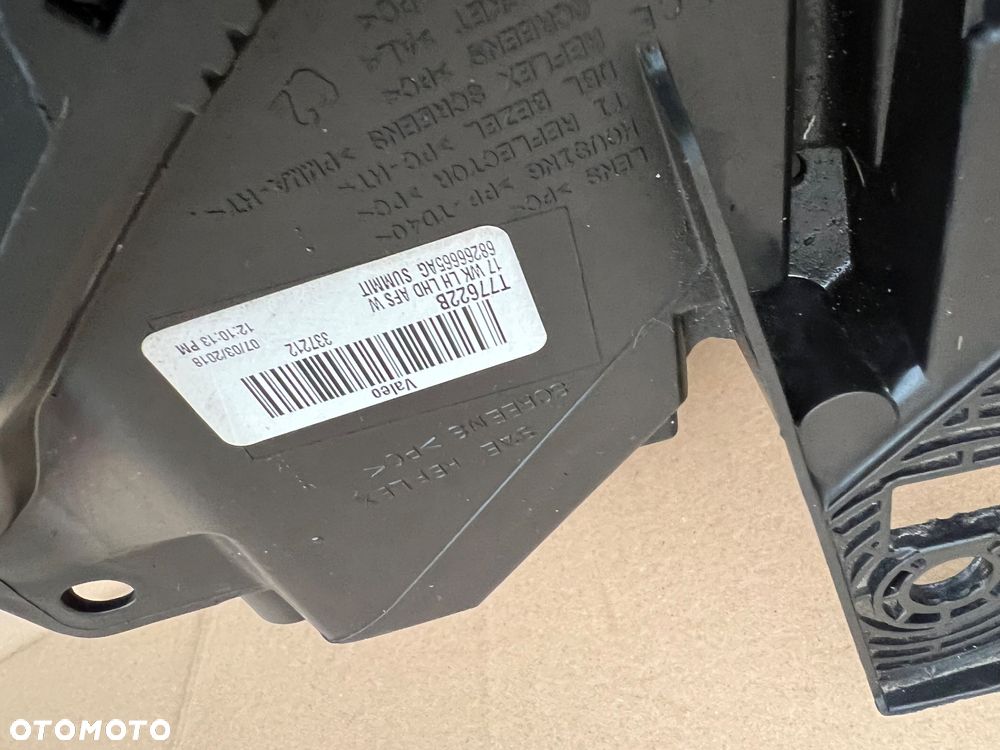 JEEP GRAND CHEROKEE WK2 LIFT LAMPY PRZÓD EUROPA - 4