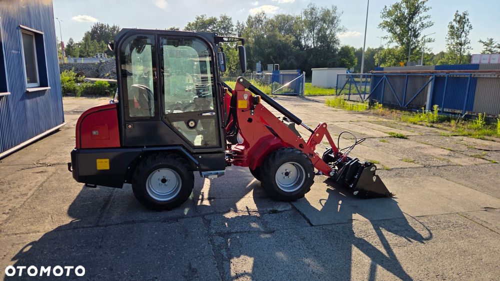 Kubota LOADER TRADER - 4