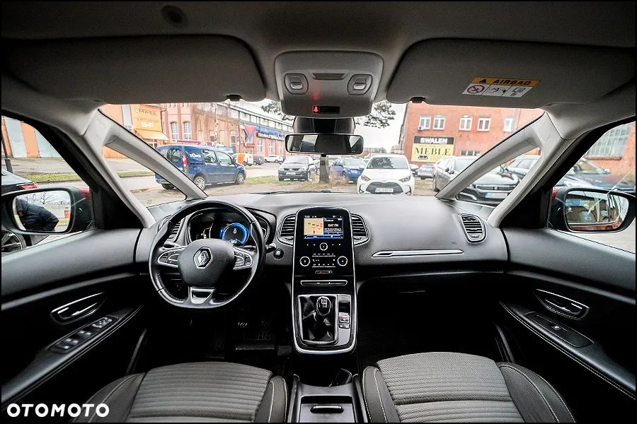 Renault Scenic - 16