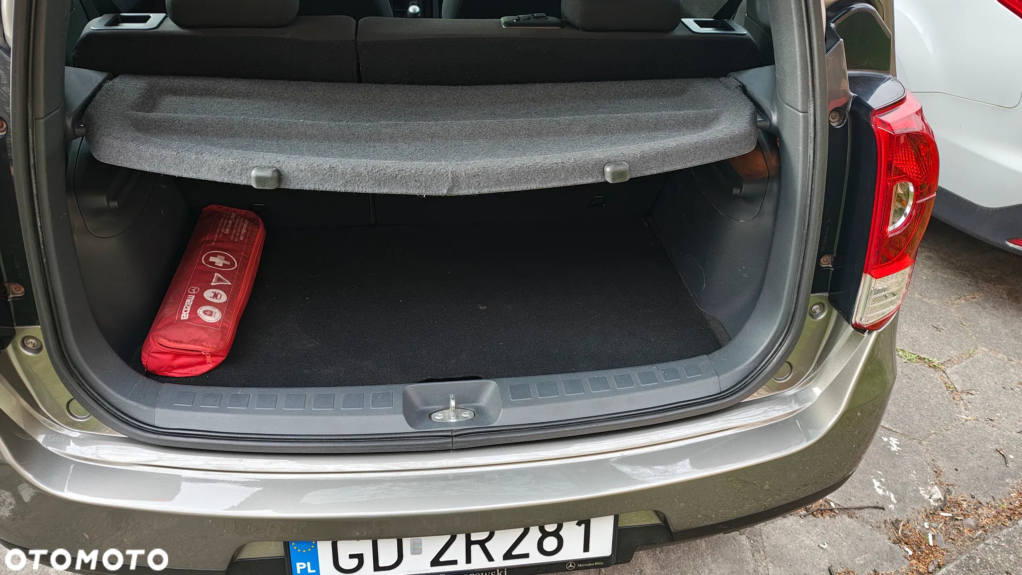 Mitsubishi Colt - 12