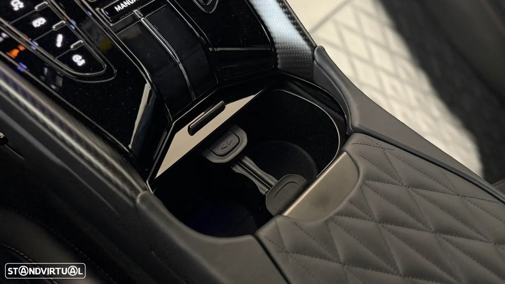 Aston Martin DB12 Coupé V8 Auto - 34