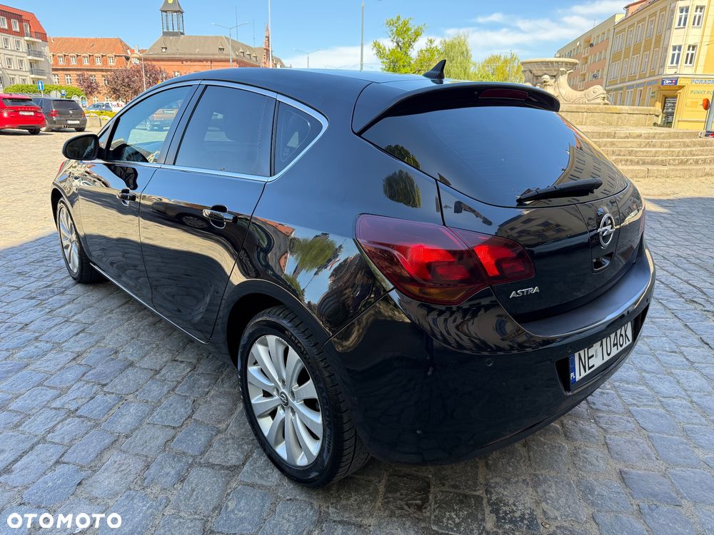 Opel Astra - 13