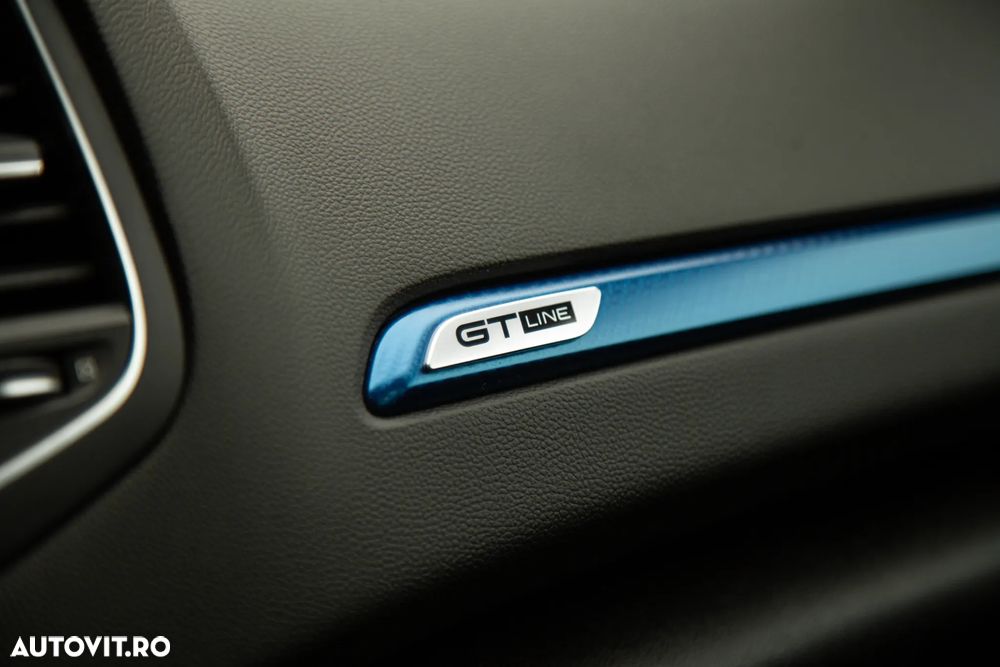 Renault Megane TCe 140 GPF R.S. LINE - 9