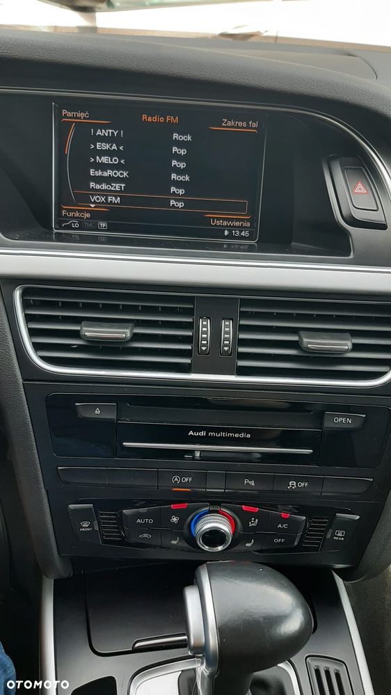 Audi A4 Avant 2.0 TDI DPF clean diesel multitronic Ambiente - 25