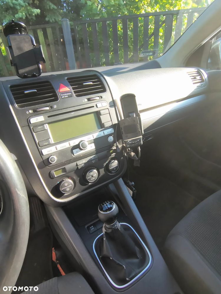Volkswagen Jetta 1.9 TDI Comfortline - 10