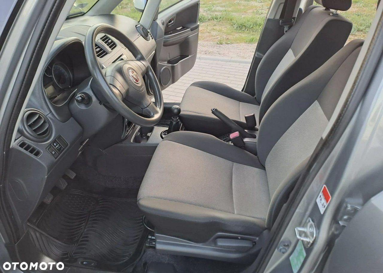 Fiat Sedici - 10