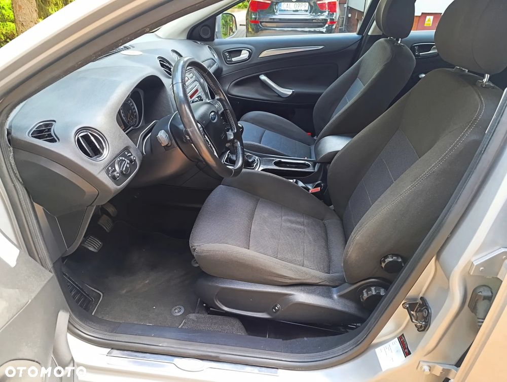 Ford Mondeo - 6