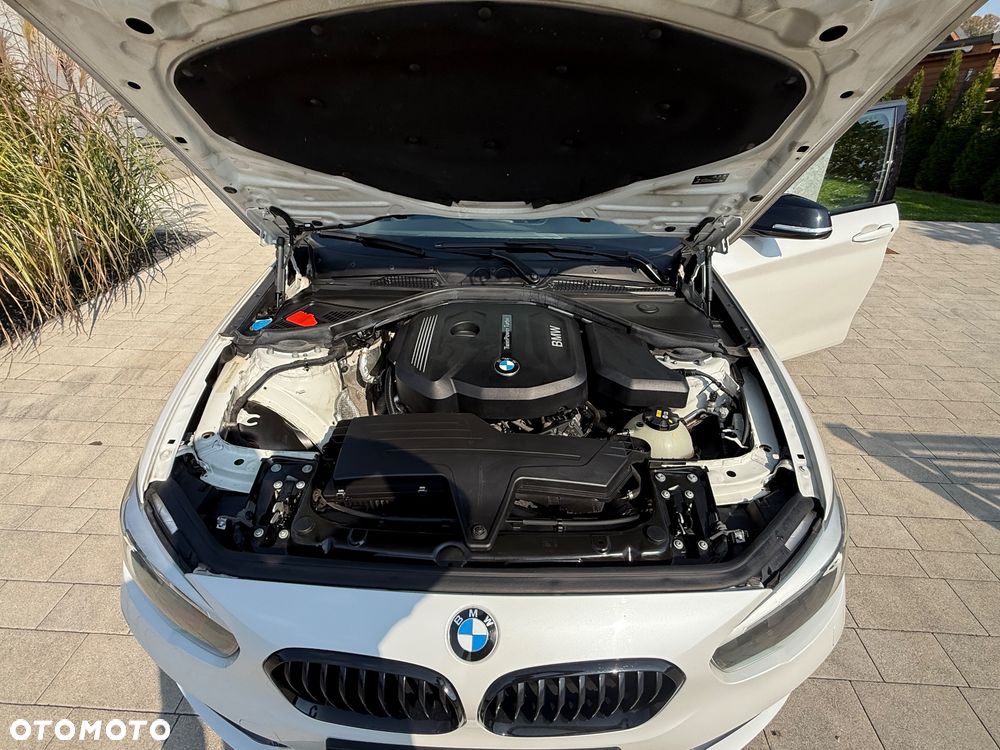 BMW Seria 1 - 22