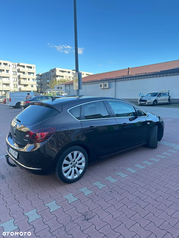 Opel Astra 1.4 T Cosmo - 3