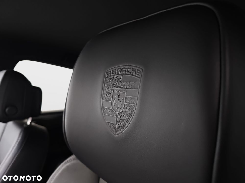 Porsche Macan Standard - 12