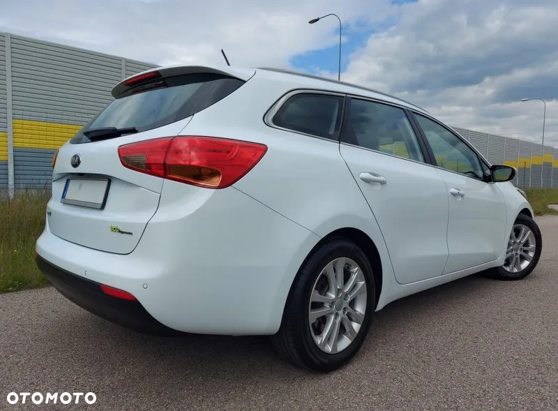 Kia Ceed - 3