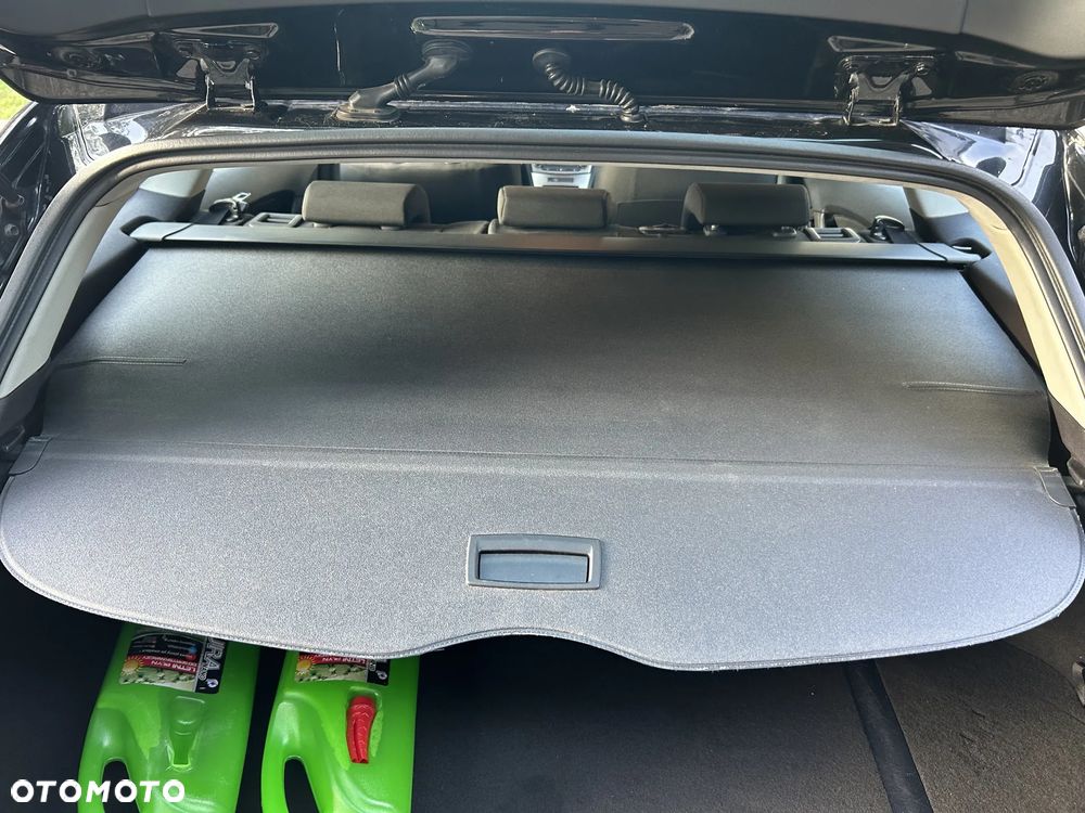 Toyota Avensis 1.8 Premium - 26