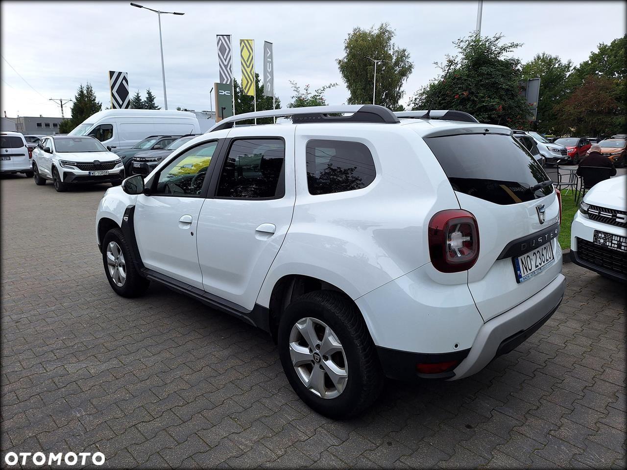 Dacia Duster 1.6 SCe Comfort - 4
