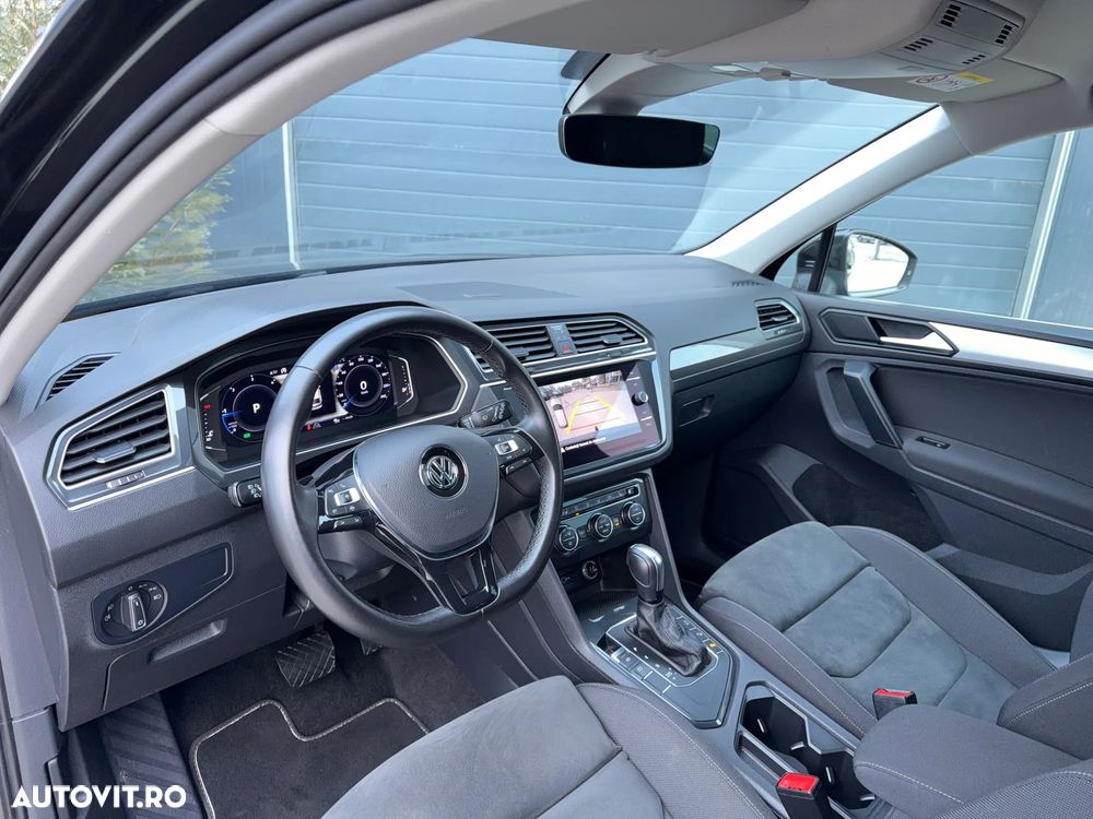 Volkswagen Tiguan - 9