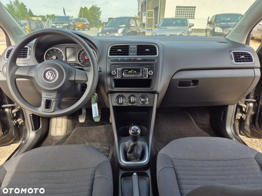 Volkswagen Polo 1.4 16V Comfortline - 10