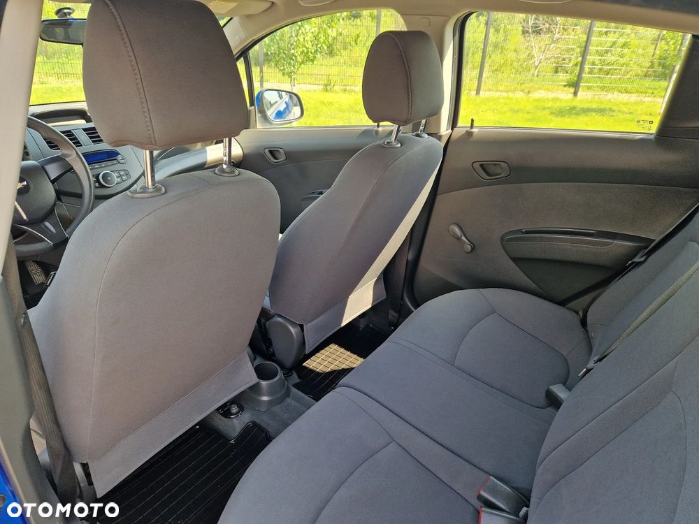 Chevrolet Spark 1.0 - 11