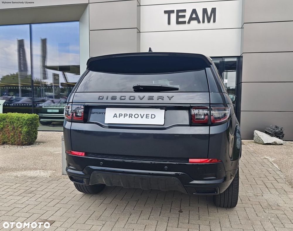 Land Rover Discovery Sport - 11