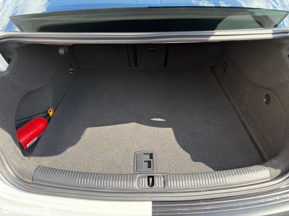 Audi RS3 Limousine S tronic - 13