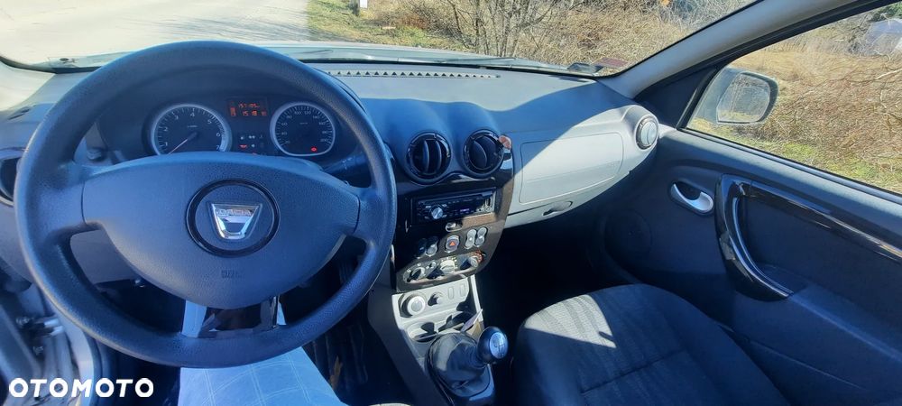 Dacia Duster 1.5 dCi Laureate 4x4 - 8