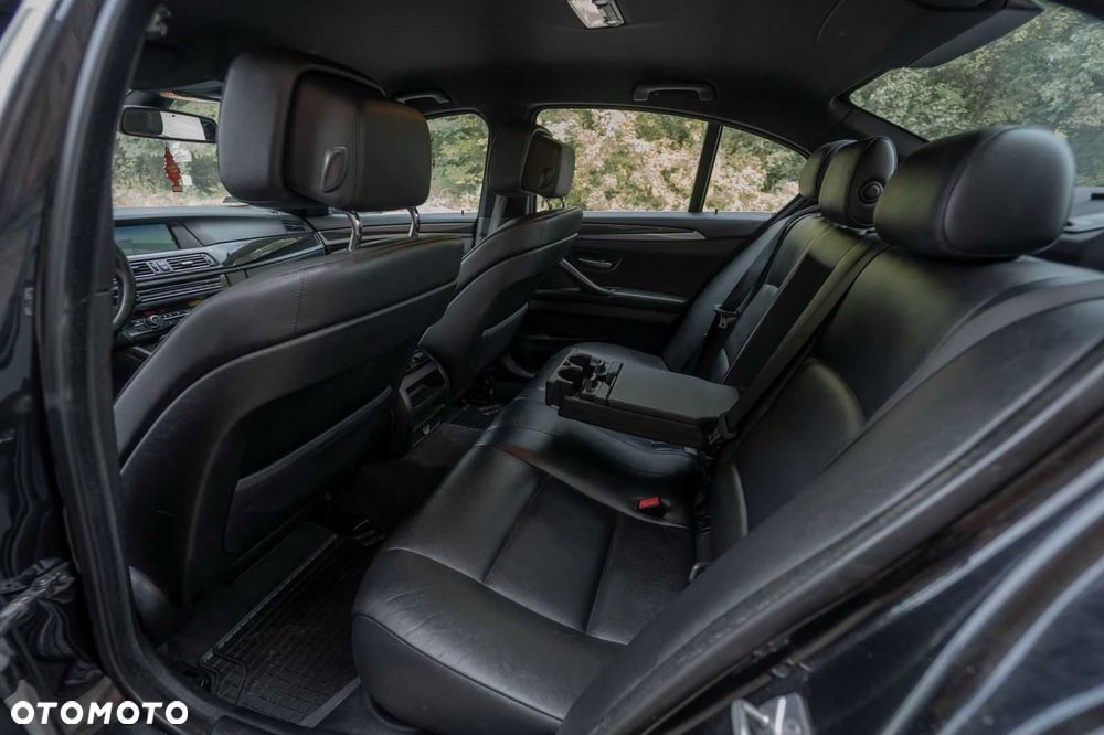 BMW Seria 5 - 12