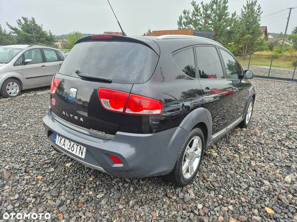 Seat Altea XL 2.0 TDI 4x2 Freetrack - 2