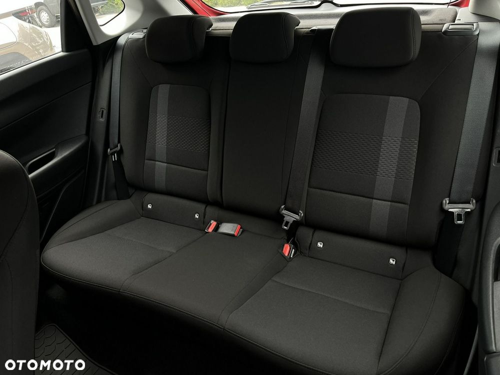 Hyundai i20 - 24