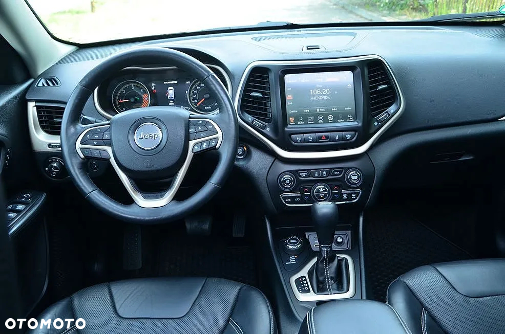 Jeep Cherokee 2.0 MJD Active Drive II Limited - 15