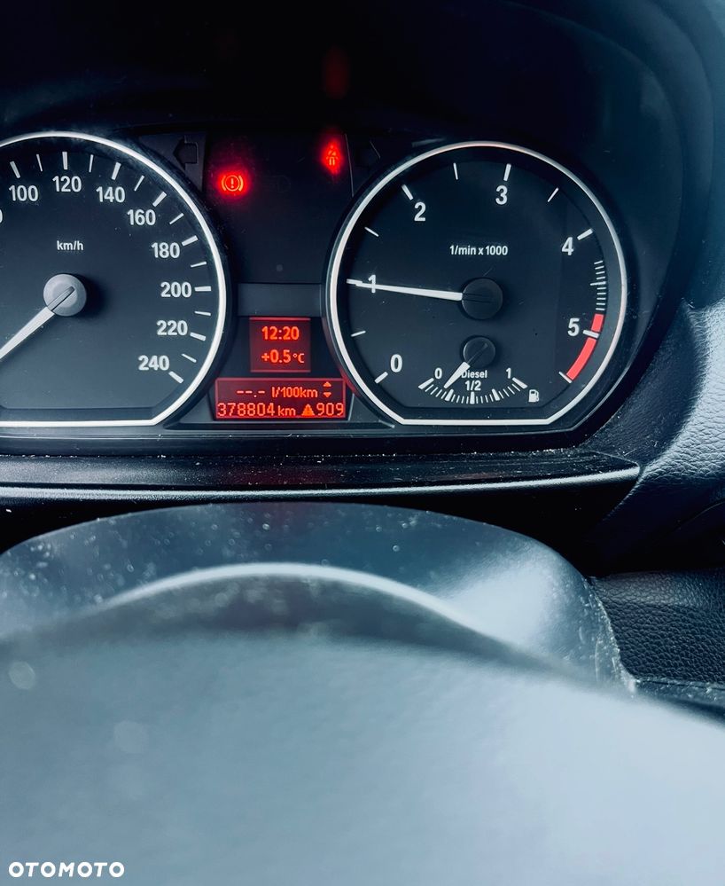 BMW Seria 1 118d - 8