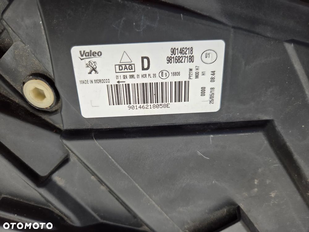 Lampa prawa przednia Peugeot Rifter 9816827180 - 17