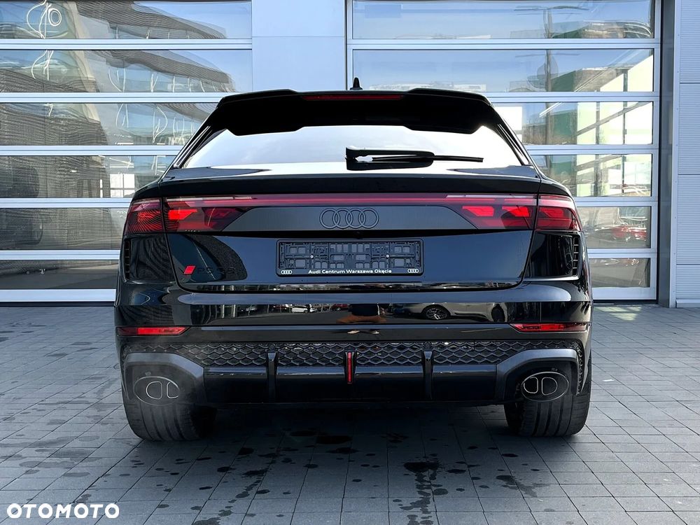 Audi RS Q8 - 10