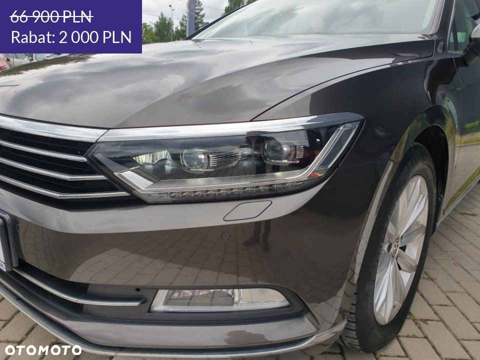 Volkswagen Passat - 32