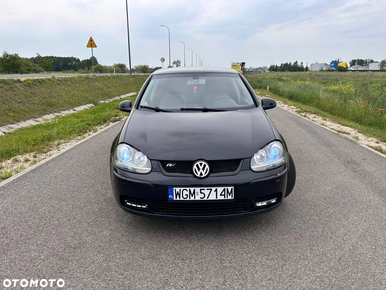 Volkswagen Golf 1.6 FSI Sportline - 2