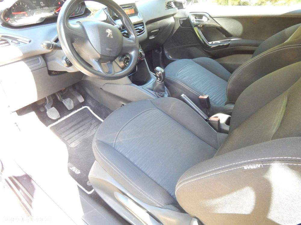 Peugeot 208 1.0 VTi/PureTech Access - 23