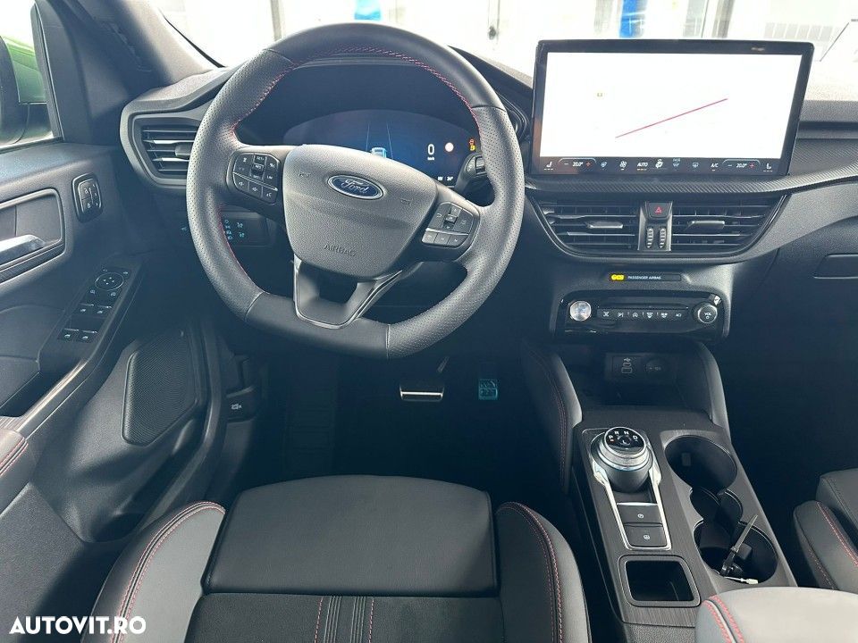 Ford Kuga - 8