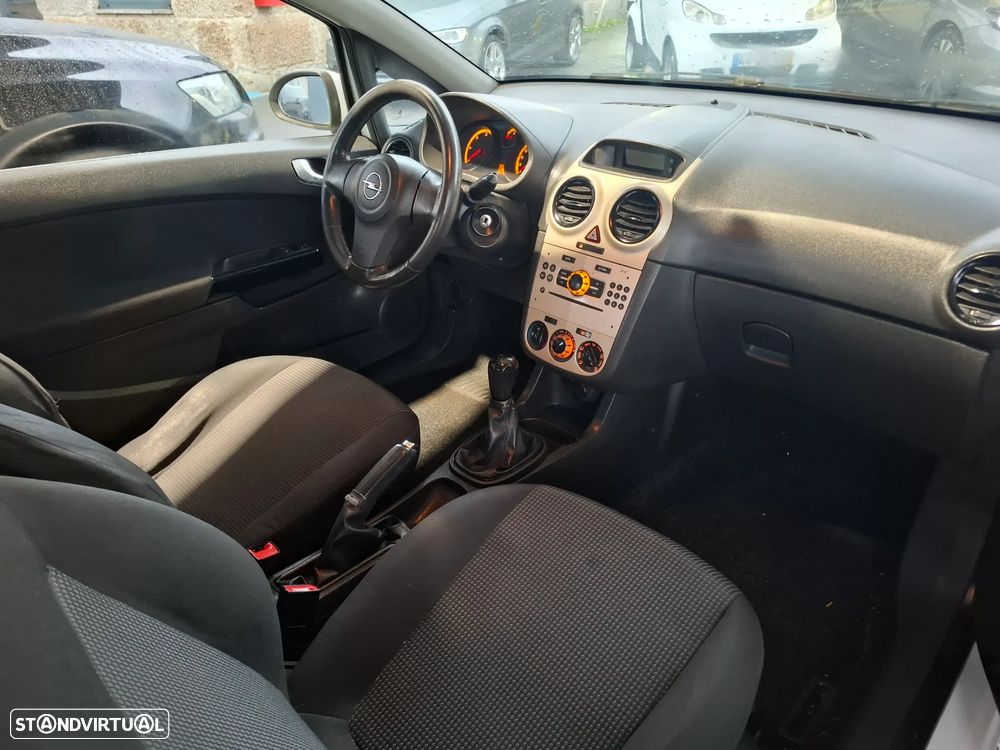 Opel CORSA 1.3CDTI SPORT VAN - 10