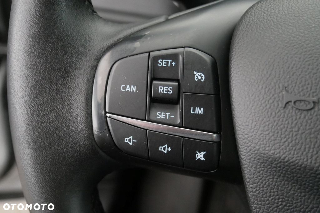 Ford Focus - 23