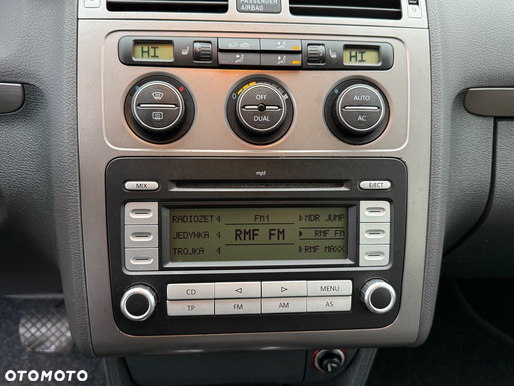 Volkswagen Touran 2.0 TDI DPF DSG Freestyle - 25