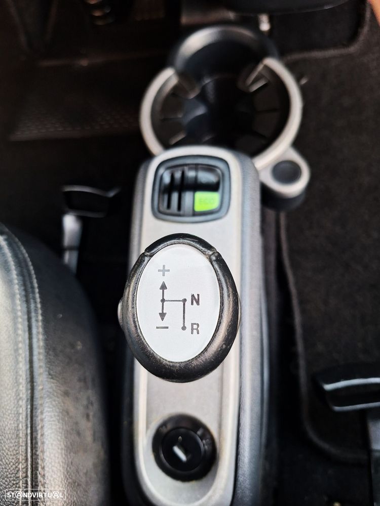 Smart ForTwo Coupé 1.0 Pulse 71 - 12