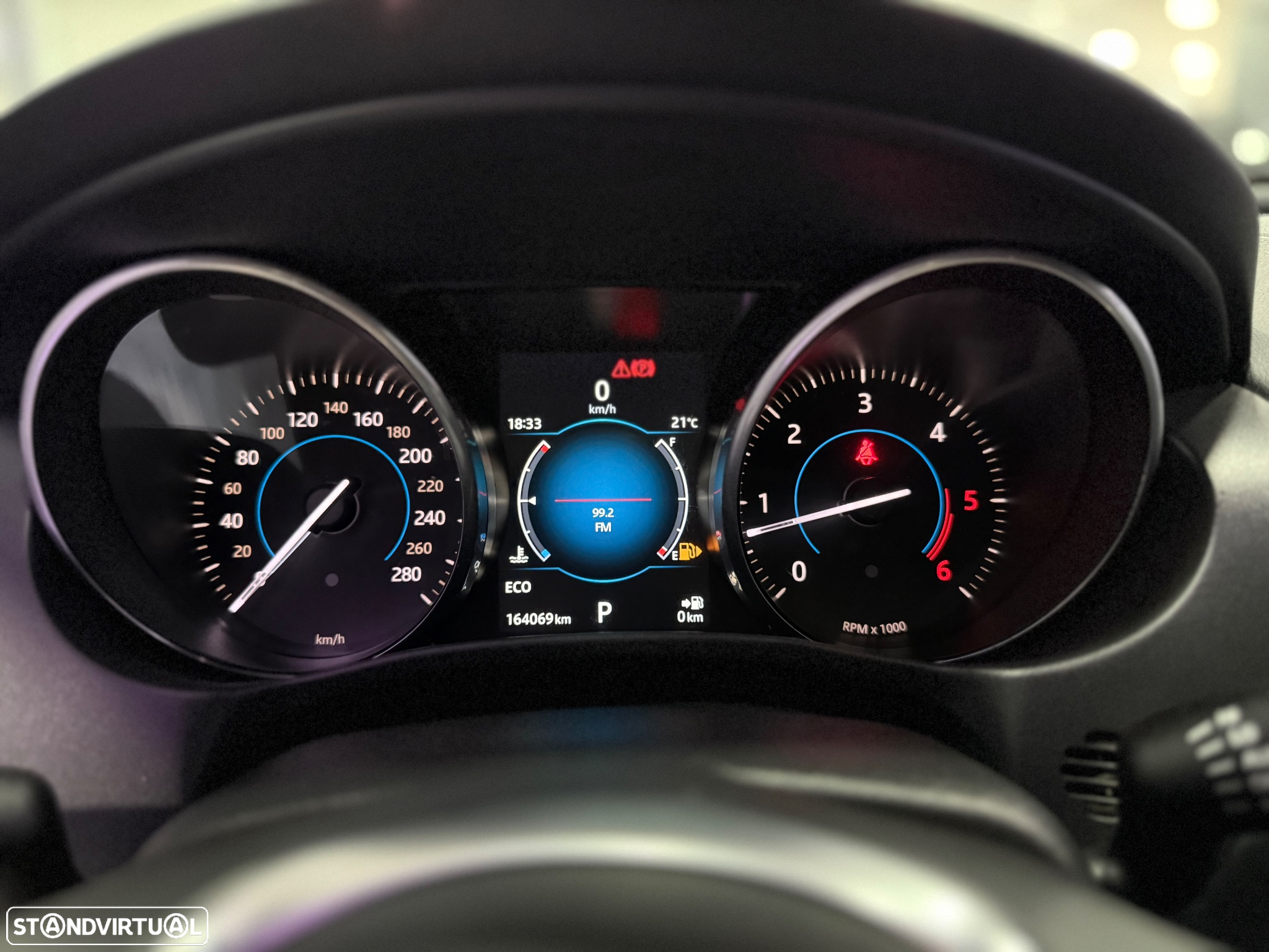 Jaguar XE 2.0 D R-Sport Aut. - 38