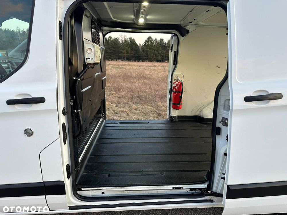 Ford Transit Custom - 25