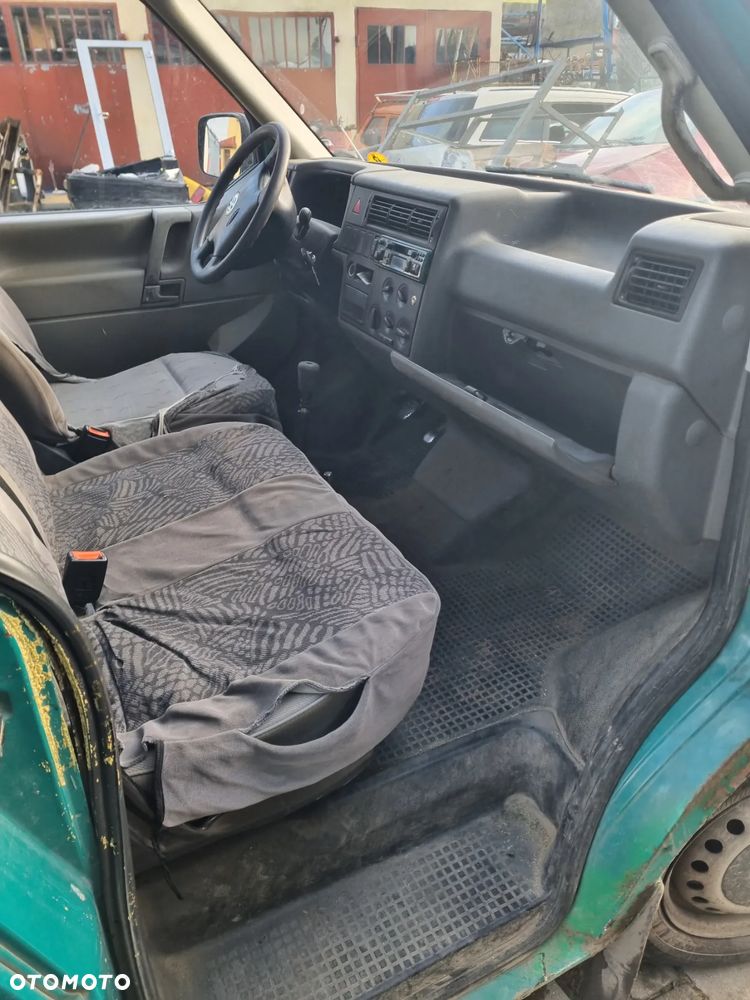 VW Transporter caravelle osobowy T4 1.9td 99r klima na części - 13