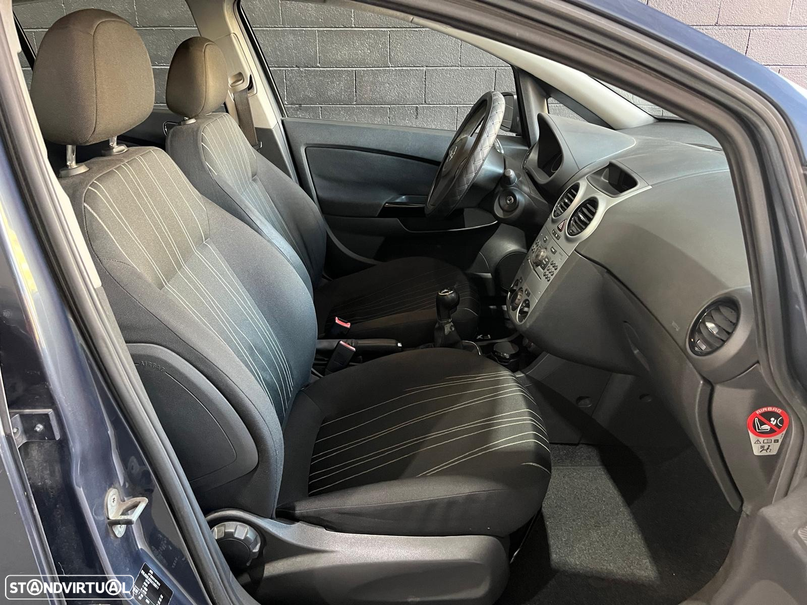 Opel Corsa 1.3 CDTi Enjoy - 11
