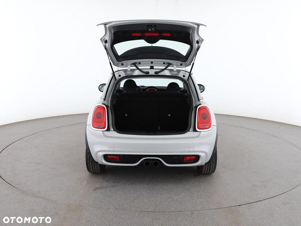 MINI Cooper S Standard - 19